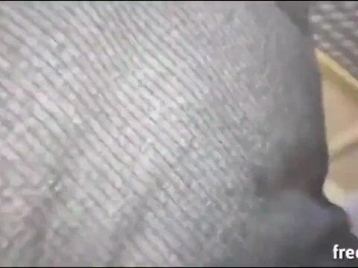 Une belle-mère indienne invite un amant pour une baise XXX