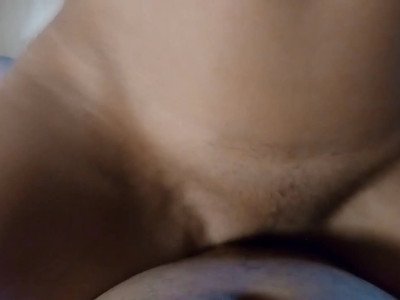 Fellation et chevauchée d'une petite amie en POV