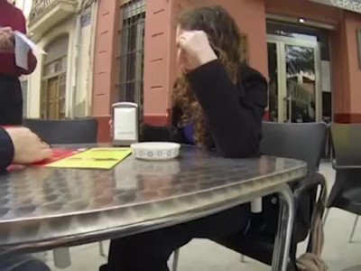 Laura misbehaves in every corner of valencia