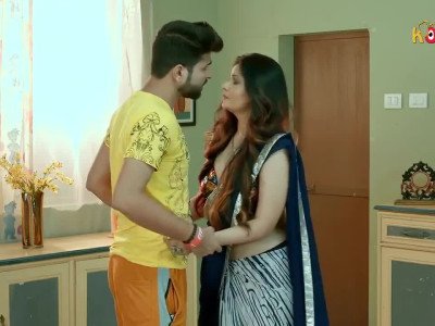 Aabha Paul Hot Bhabi dans PG House