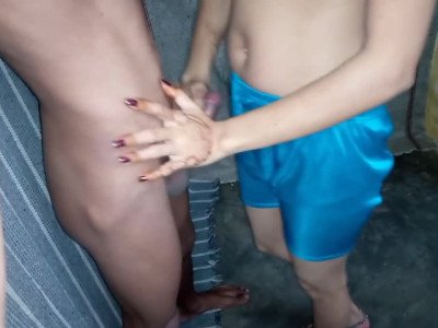 Jeune homme indien en couple avec une grosse bite en train de gémir : Porno HD 3a