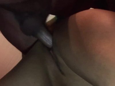 Une fille coquine se fait baiser le cul par deux hommes : Free Porn 44