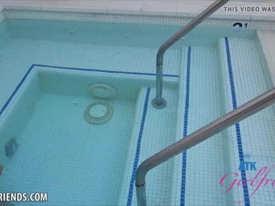 Alexia Anders te baise à bel air POV