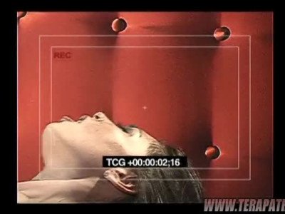Tera Goes Gonzo, Scène No.1