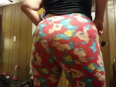 Shaking my little mermaid ass for you