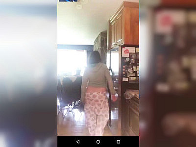 Kinky Breakfast Cooking with Online Flashing